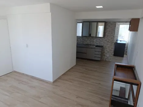 Excelente apartamento com vista mar localizado em Candeias, com 76,11 de área útil. 

Imóvel nascente possui varanda, sala para dois ambientes, dois quartos, lavabo, banheiro social, cozinha, quarto e banheiro de serviço, área de serviço e uma vaga de garagem coberta.

O edifício dispõe de portaria 24hs, bicicletário, playground e gás encanado.

Agende sua visita!