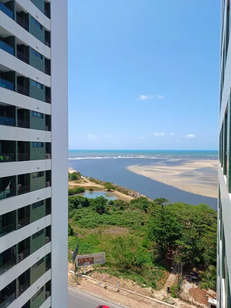 Excelente apartamento mobiliado, localizado em Barra de jangada, com 33,48m² de área construída!

O imóvel possui sala para dois ambientes, um quarto, cozinha/área de serviço, banheiro social e uma vaga de garagem.

O edifício possui ampla área de lazer contendo piscina adulto e infantil, playground, área fitness, churrasqueira, espaço gourmet, salão de festa, salão de jogos, portaria e portão eletrônico. 

Agende sua visita!