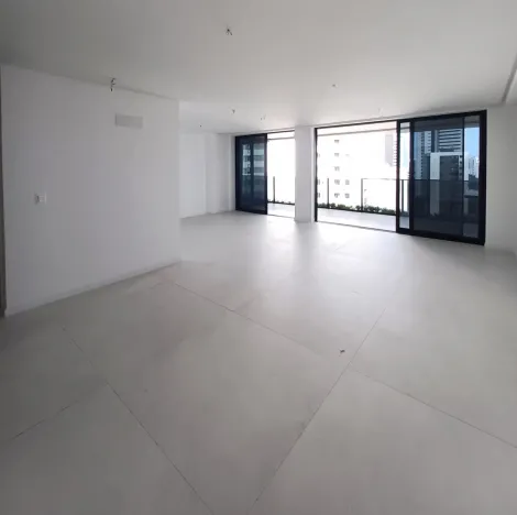 Excelente apartamento com 160m² de área útil, localizado no bairro de Parnamirim. 

O imóvel possui varanda gourmet, sala para dois ambientes, três quartos suítes sendo um com acesso a varanda, lavabo, cozinha, quarto e banheiro de serviço, área de serviço e três vagas de garagem cobertas. 

O condomínio dispõe de espaço gourmet, academia, piscina adulto e infantil, playground, pet place, gás encanado, gerador, bicicletário, portão eletrônico, portaria 24hrs e mais. 

Agende sua visita!