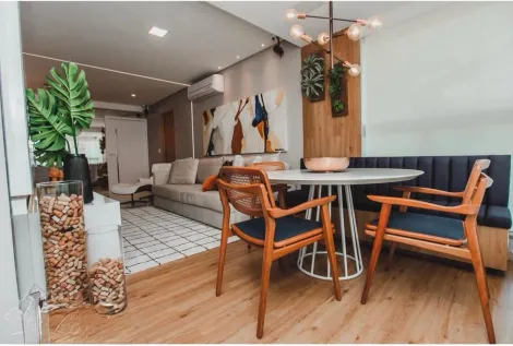 Excelente apartamento localizado em Boa Viagem, 101,29m² de área útil.

O imóvel possui varanda gourmet, sala para dois ambientes, três quartos sendo um suíte, banheiro social, cozinha, área de serviço, quarto e banheiro de serviço e duas vagas de garagem cobertas.

O edifício dispõe de salão de festas, salão de jogos, piscina adulto e infantil, academia, espaço gourmet, espaço kids, campo de futebol, playground, câmeras de segurança, gás encanado, gerador e portaria 24hs.

Agende sua visita!