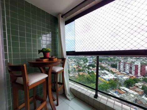 Apartamento de 62,34m² de área privativa com excelente localização no bairro do Rosarinho. 

O imóvel possui varanda integrada à sala para dois ambientes, três quartos sendo um suíte, banheiro social, cozinha, área de serviço, banheiro de serviço e uma vaga de garagem coberta. 

O condomínio dispõe de academia, churrasqueira, espaço gourmet, piscina, playground, salão de festa, salão de jogos, sauna, portaria 24horas, portão eletrônico e mais.

Agende sua visita!