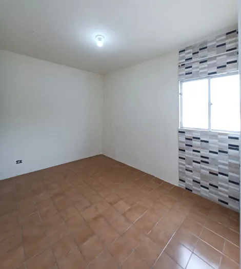 Imóvel com excelente localização no Afogados com 62,38m².

O apartamento dispõe de sala para dois ambientes, dois quartos, wc social, cozinha, área de serviço e 1 vaga de garagem.

Agende sua visita!