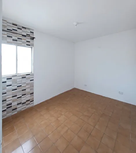 Imóvel com excelente localização no Afogados com 62,38m².

O apartamento dispõe de sala para dois ambientes, dois quartos, wc social, cozinha, área de serviço e 1 vaga de garagem.

Agende sua visita!