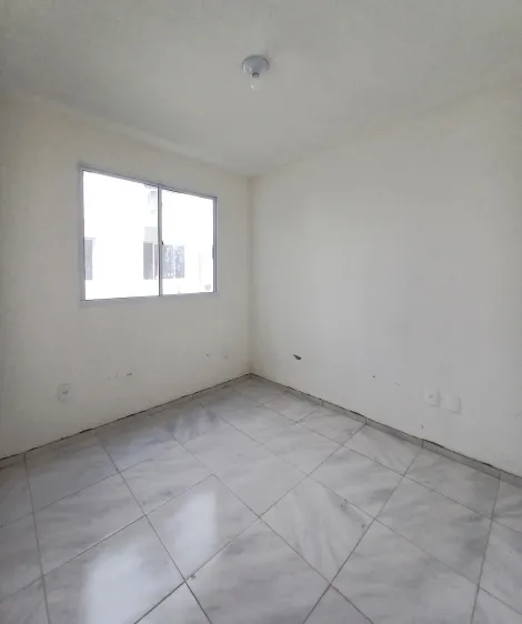 Excelente apartamento localizado em Barra de jangada, com 41,80m² de área construída.

O imóvel possui sala para dois ambientes, dois quartos, cozinha/área de serviço, banheiro social e uma vaga de garagem.

O edifício possui playground, churrasqueira, espaço gourmet, área fitness e salão de festa.

Agende sua visita!