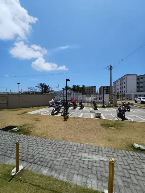 Excelente apartamento localizado em Barra de jangada, com 41,80m² de área construída.

O imóvel possui sala para dois ambientes, dois quartos, cozinha/área de serviço, banheiro social e uma vaga de garagem.

O edifício possui playground, churrasqueira, espaço gourmet, área fitness e salão de festa.

Agende sua visita!