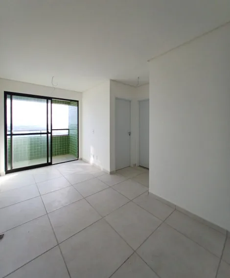 Excelente apartamento localizado no bairro da iputinga, com 50,18m² de área útil.

O imóvel possui varanda, sala para dois ambientes, dois quartos sendo um suíte, banheiro social, cozinha, área de serviço e uma vaga de garagem coberta. 

Condomínio dispõe portaria 24 horas, bicicletário, gás encanado, gerador, portão eletrônico, campo de futebol, churrasqueira, piscina, playground e salão de festas. 

Agende agora sua visita!