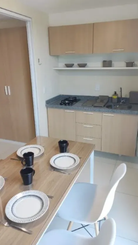 Excelente flat mobiliado localizado em Serrambi, com 29,24 m² de área útil.

O imóvel possui sala/quarto, banheiro, cozinha e uma vaga de garagem.

O edifício dispõe de piscina, quadro poliesportiva, salão de festa, câmera de segurança e portão eletrônico

Agende a sua visita!