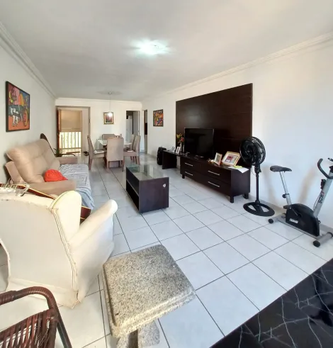 Apartamento com excelente localização no bairro de Piedade, com 155,03m² de área útil.

O imóvel possui sala para dois ambientes com varanda integrada, três quartos sendo um suíte com closet, banheiro social, cozinha, área de serviço, quarto e banheiro de serviço e duas vagas de garagem cobertas. 

O edifício dispõe de playground, portão eletrônico e portaria 24hs. 

Agende sua visita!