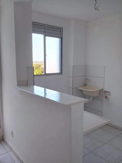 Apartamento localizado em Piedade, com 42,54m² de área útil.

O imóvel possui sala para dois ambientes, dois quartos, banheiro social, cozinha, área de serviço e uma vaga de garagem.

O Edifico dispõe de campo de futebol, churrasqueira, espaço gourmet, espaço kids, piscina, pista de caminhada, playground, salão de festa e salão de jogos.

Agende sua visita!