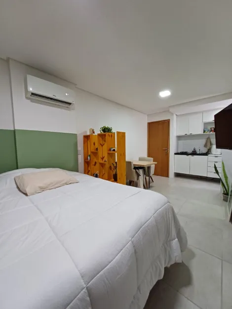 Flat com excelente localização em Boa Viagem.

O imóvel possui 25m², sala/quarto, wc social, cozinha e uma vaga de garagem.

O condomínio dispõe de piscina, salão de festa, portaria 24 horas, gás encanado. 


Agende sua visita!

*CONSULTAR REGULARIZAÇÃO DO IMÓVEL*